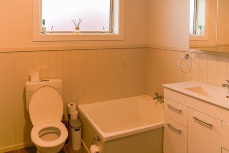 Photo of property in 49 Sydney Street, Windsor, Invercargill, 9810