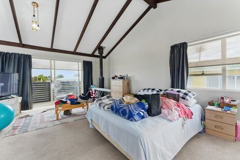 Photo of property in 28 Miro Street, Castlecliff, Whanganui, 4501