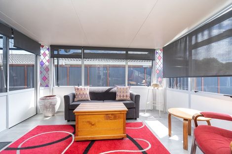 Photo of property in 2 Partington Place, Beerescourt, Hamilton, 3200