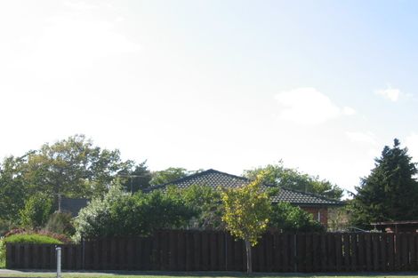 Photo of property in 9f2- Sutherland Avenue, Silverstream, Upper Hutt, 5019