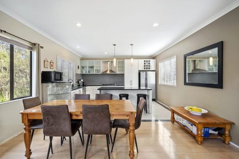 Photo of property in 14 Durbin Court, Greenhithe, Auckland, 0632