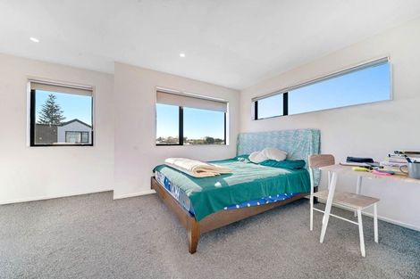 Photo of property in 1/15 Rush Place, Mangere, Auckland, 2022