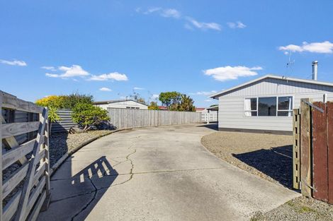 Photo of property in 26 Cumberland Place, Kelvin Grove, Palmerston North, 4414