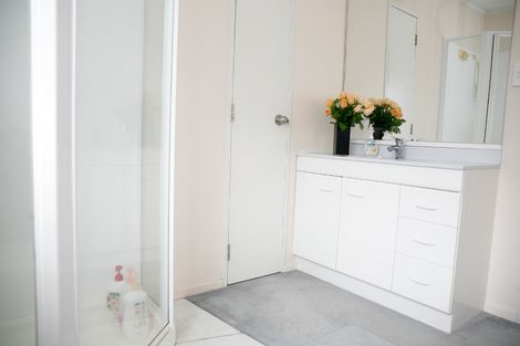 Photo of property in 45 Clevedon Road, Papakura, 2110