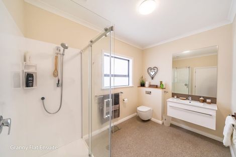 Photo of property in 53 State Highway 58, Pauatahanui, Porirua, 5381