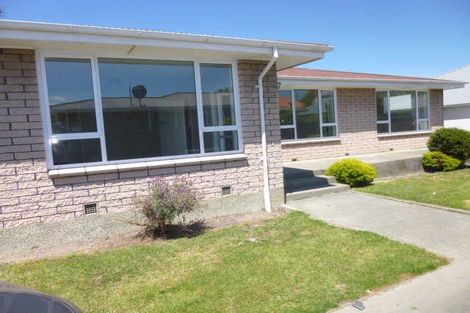 Photo of property in 271 Avonhead Road, Avonhead, Christchurch, 8042