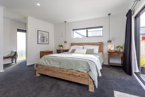 Photo of property in 7 The Landing, Riverhead, 0820
