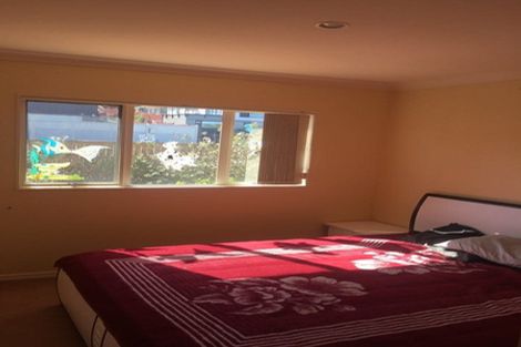 Photo of property in 22 Gilford Place, East Tamaki Heights, Auckland, 2016