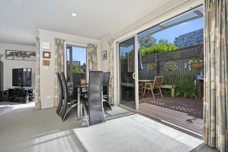 Photo of property in 46e Percy Road, Papamoa Beach, Papamoa, 3118