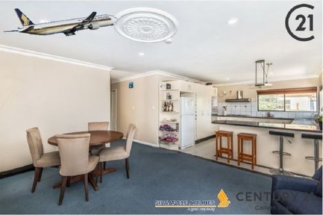 Photo of property in 49 College Road, Northcote, Auckland, 0627