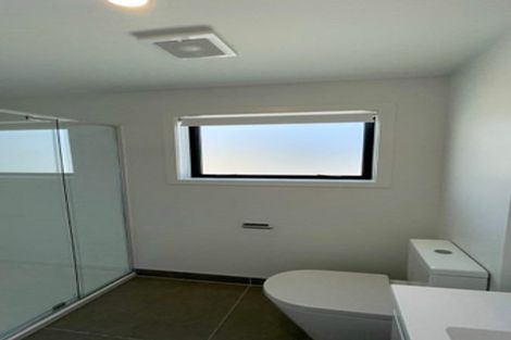 Photo of property in 19 Whanui Place, Mangere Bridge, Auckland, 2022