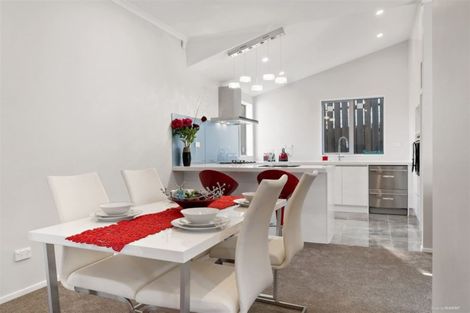 Photo of property in 61a Simpson Road, Ranui, Auckland, 0612