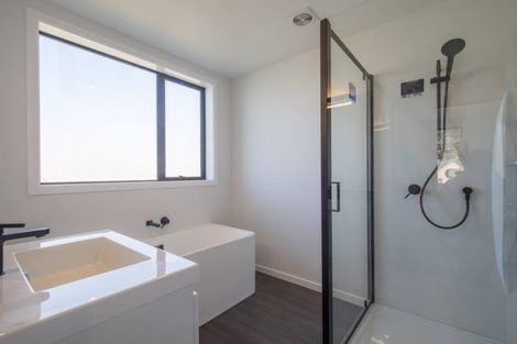 Photo of property in 43 Mount Linton Avenue, Wanaka, 9305