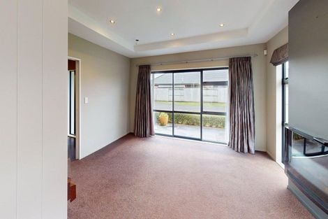 Photo of property in 57 Tennyson Avenue, Kelvin Grove, Palmerston North, 4414
