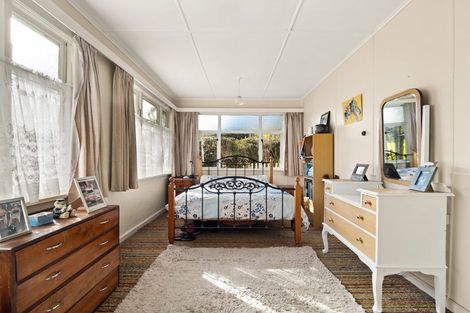 Photo of property in 2 Warburton Street, Karoro, Greymouth, 7805