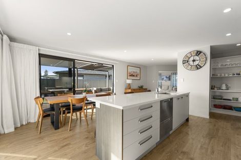Photo of property in 18 Traverse Lane, Omokoroa, 3114