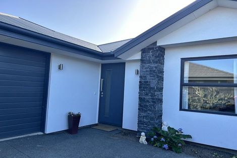 Photo of property in 48 Packard Crescent, Halswell, Christchurch, 8025