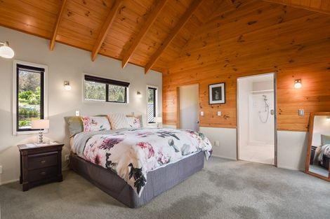 Photo of property in 10 Atkins Lane, Hamurana, Rotorua, 3097