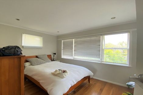 Photo of property in 33 Orion Place, Hillcrest, Auckland, 0627