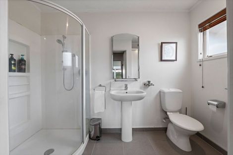 Photo of property in 21 Fillis Street, New Plymouth, 4310