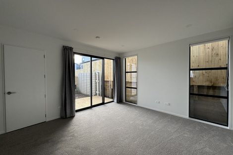 Photo of property in 16 Elegant Lane, Ranui, 0612
