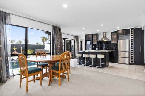 Photo of property in 133 Gravatt Road, Papamoa Beach, Papamoa, 3118