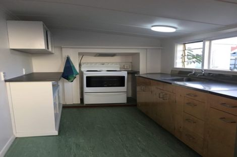 Photo of property in 39 Forres Street, Seatoun, Wellington, 6022