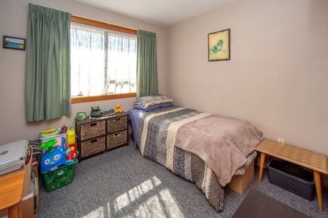 Photo of property in 83 Vancouver Crescent, Wainoni, Christchurch, 8061