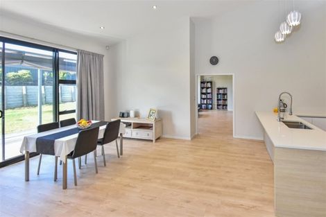 Photo of property in 117a Harbourside Drive, Karaka, Papakura, 2113