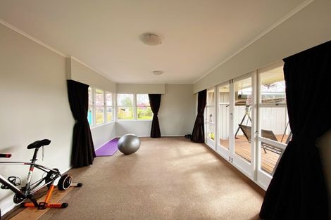 Photo of property in 2 Mayfair Avenue, Chartwell, Hamilton, 3210