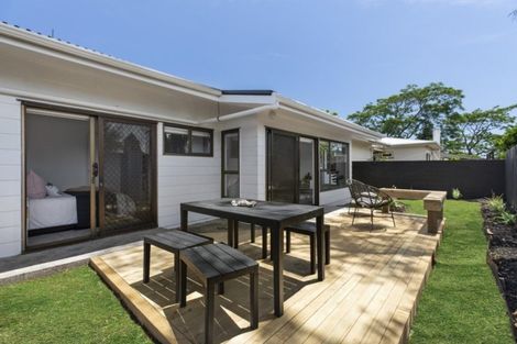 Photo of property in 2/3 Kent Road, Manurewa, Auckland, 2102