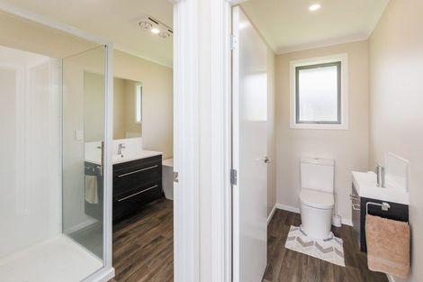 Photo of property in 35 Oldfield Lane, Marton, 4710