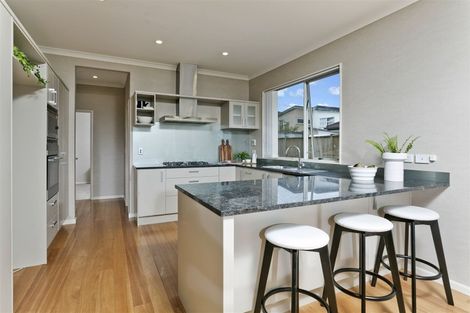 Photo of property in 55 Oakway Drive, Schnapper Rock, Auckland, 0632