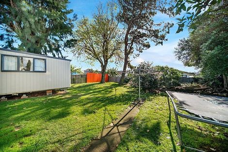 Photo of property in 593 Massey Road, Mangere, Auckland, 2022