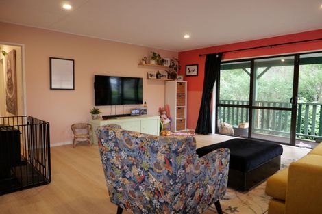 Photo of property in 95a Renown Road, Raumati South, Paraparaumu, 5032