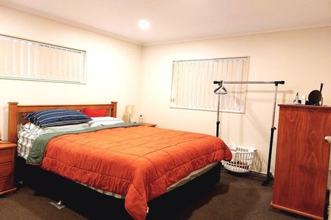 Photo of property in 5a Liddesdale Place, Papakura, 2110