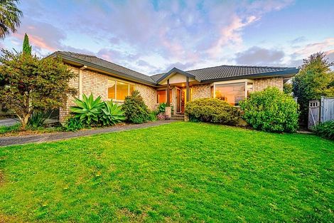 Photo of property in 6 Dairyland Drive, East Tamaki Heights, Auckland, 2016
