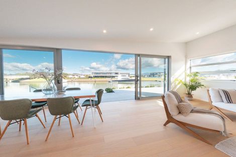 Photo of property in 16 Vanita Drive, Whitianga, 3510
