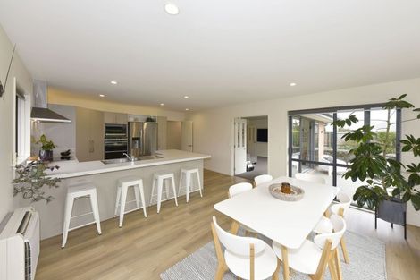 Photo of property in 10 Gosling Crescent, Halswell, Christchurch, 8025