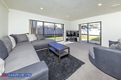 Photo of property in 30a Grove Road, Papakura, 2110