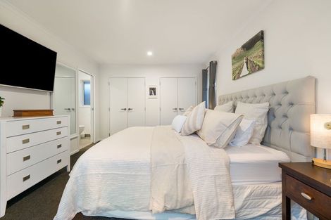 Photo of property in 16 Tomairangi Crescent, Pukekohe, 2120