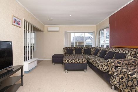 Photo of property in 23 Clendon Avenue, Papatoetoe, Auckland, 2025