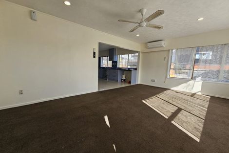 Photo of property in 2/2a Hutt Road, Manurewa, Auckland, 2102