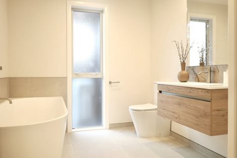 Photo of property in 1 Samuel Place, Terrace End, Palmerston North, 4410