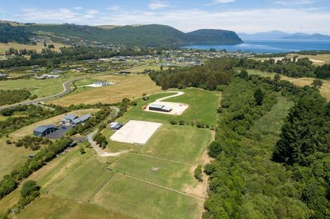 Photo of property in Tauhara Ridge Drive, Richmond Heights, Taupo, 3330