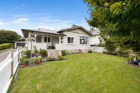 Photo of property in 183 Tukapa Street, Westown, New Plymouth, 4310