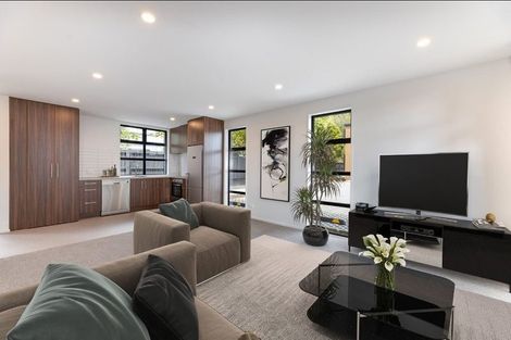 Photo of property in 2/91 Springfield Road, St Albans, Christchurch, 8014