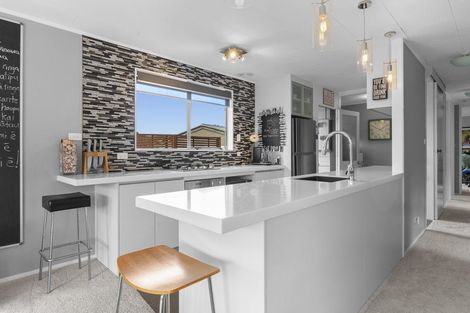 Photo of property in 20 Salcombe Terrace, Welbourn, New Plymouth, 4312