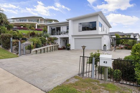 Photo of property in 43 Orion Drive, Welcome Bay, Tauranga, 3112
