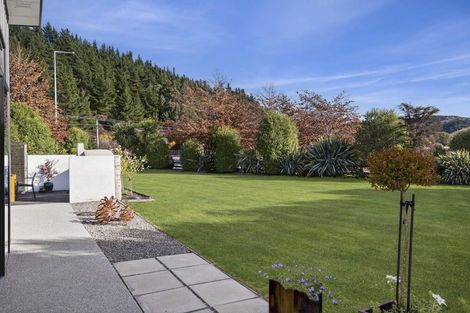 Photo of property in 2 Pisa Road, Luggate, Cromwell, 9383